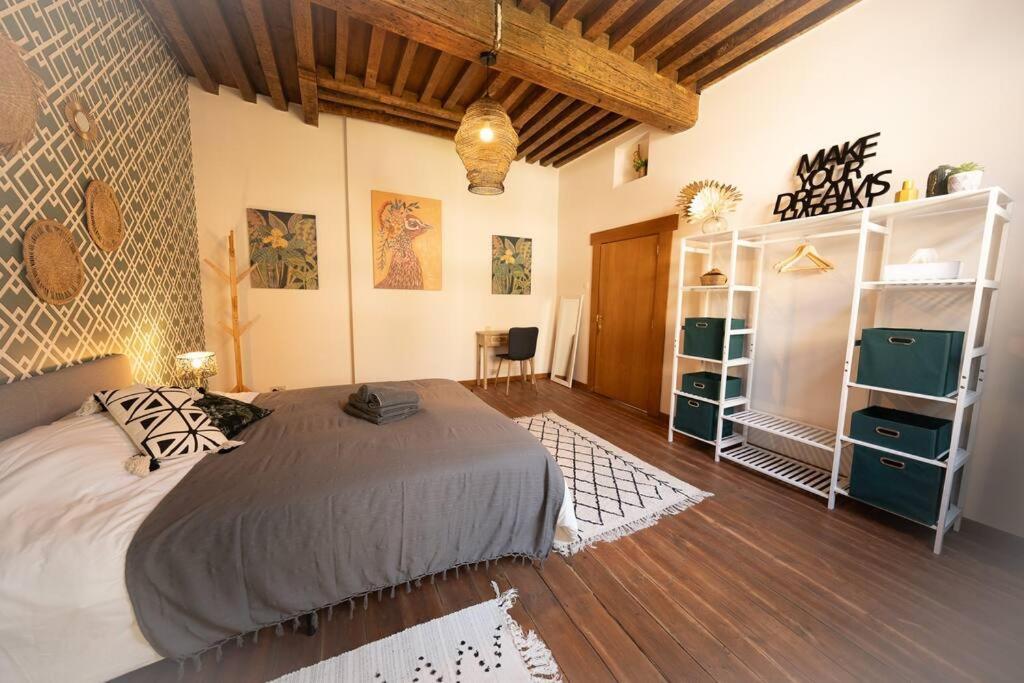 Camelia, Un Charme Montois Villa มงส์ ภายนอก รูปภาพ