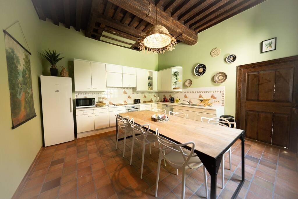 Camelia, Un Charme Montois Villa มงส์ ภายนอก รูปภาพ